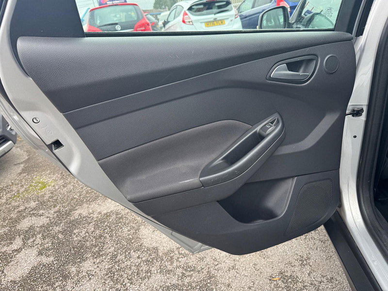 Ford Focus 1.6 TDCi Titanium Euro 5 (s/s) 5dr 5dr Manual 2026