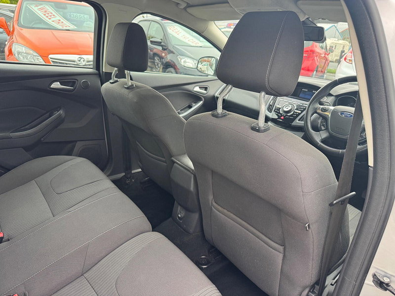 Ford Focus 1.6 TDCi Titanium Euro 5 (s/s) 5dr 5dr Manual 2026