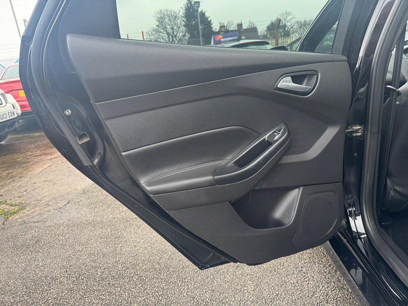 Ford Focus 2.0 TDCi ST-2 Euro 6 (s/s) 5dr 5dr Manual 2026