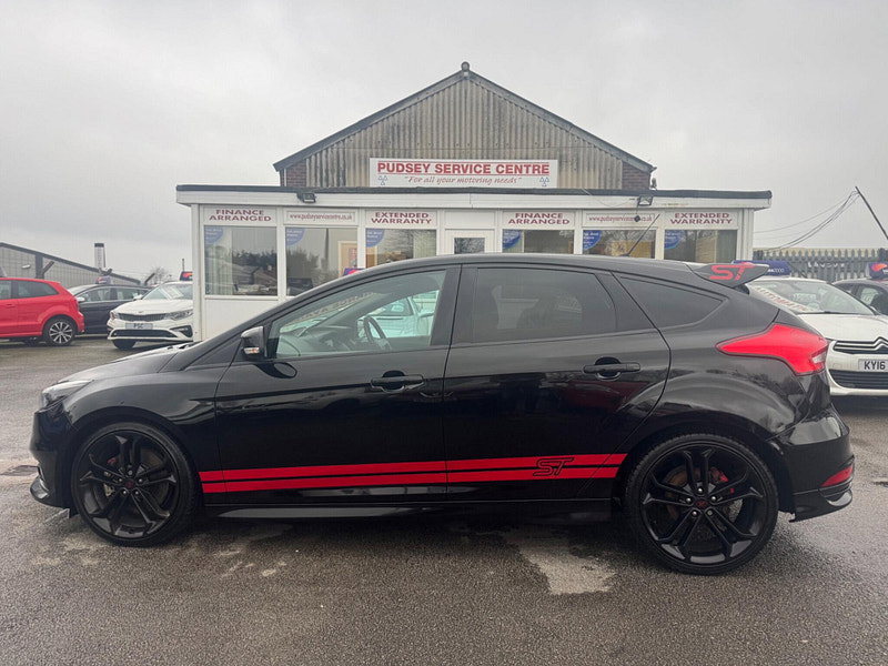 Ford Focus 2.0 TDCi ST-2 Euro 6 (s/s) 5dr 5dr Manual 2026