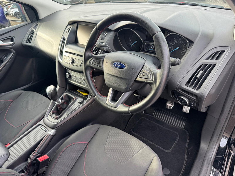 Ford Focus 2.0 TDCi Zetec S Black Edition Euro 6 (s/s) 5dr 5dr Manual 2026