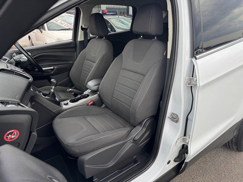 Ford Kuga 2.0 TDCi Zetec 2WD Euro 6 (s/s) 5dr 5dr Manual 2026