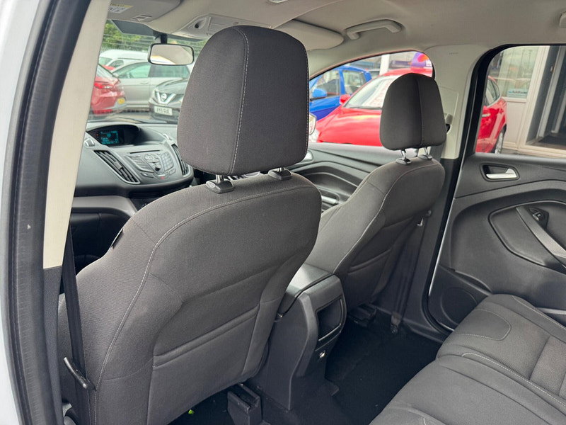 Ford Kuga 2.0 TDCi Zetec 2WD Euro 6 (s/s) 5dr 5dr Manual 2026