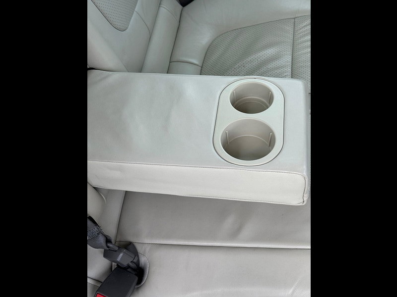Jaguar XF 3.0d V6 Premium Luxury Auto Euro 5 4dr 4dr Automatic 2026