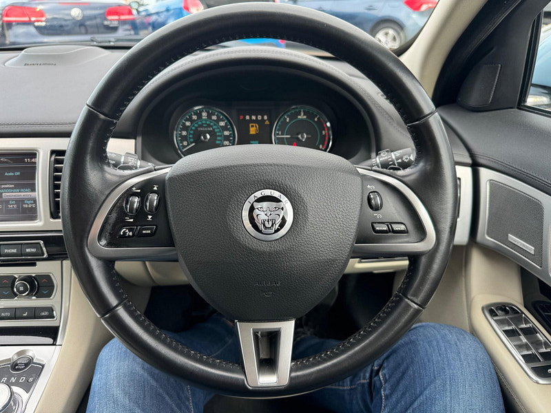 Jaguar XF 3.0d S V6 Premium Luxury Auto Euro 5 4dr 4dr Automatic 2026