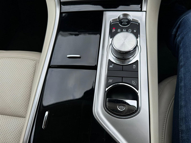 Jaguar XF 3.0d S V6 Premium Luxury Auto Euro 5 4dr 4dr Automatic 2026