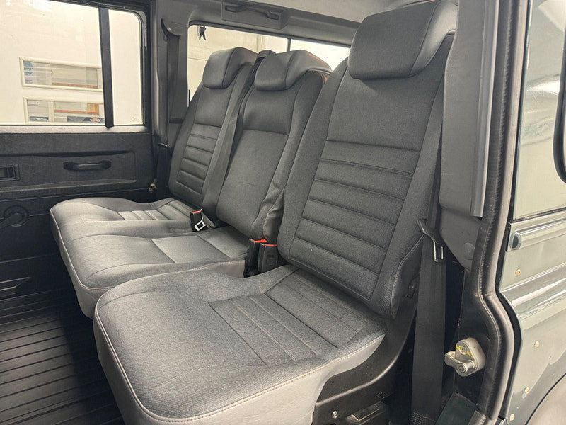 Land Rover DEFENDER 110 2.4 TDCi 4WD MWB Euro 4 5dr 5dr Manual 2026