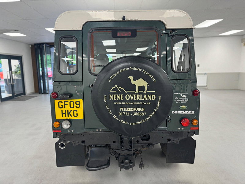 Land Rover DEFENDER 110 2.4 TDCi 4WD MWB Euro 4 5dr 5dr Manual 2026