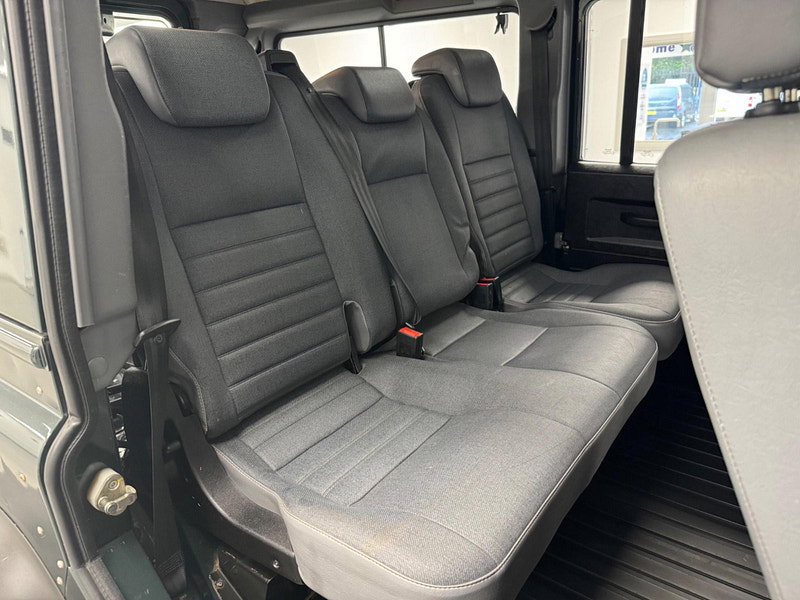 Land Rover DEFENDER 110 2.4 TDCi 4WD MWB Euro 4 5dr 5dr Manual 2026