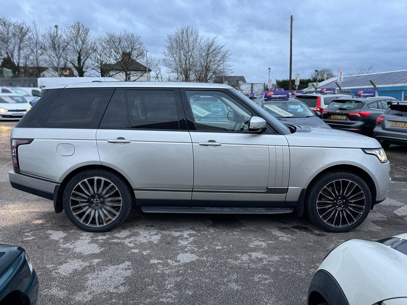 Land Rover Range Rover 4.4 SD V8 Vogue Auto 4WD Euro 5 5dr 5dr Automatic 2026