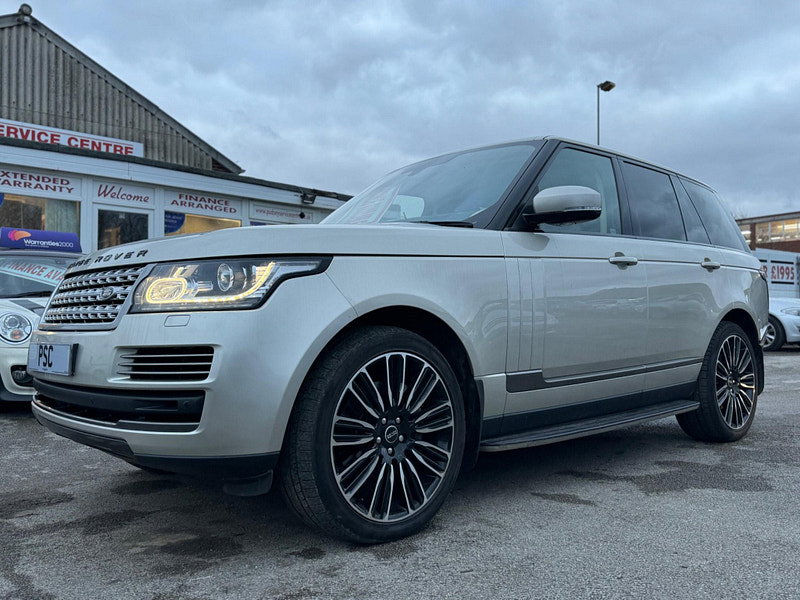 Land Rover Range Rover 4.4 SD V8 Vogue Auto 4WD Euro 5 5dr 5dr Automatic 2026
