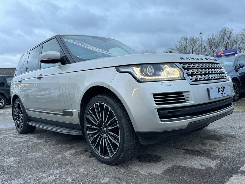 Land Rover Range Rover 4.4 SD V8 Vogue Auto 4WD Euro 5 5dr 5dr Automatic 2026