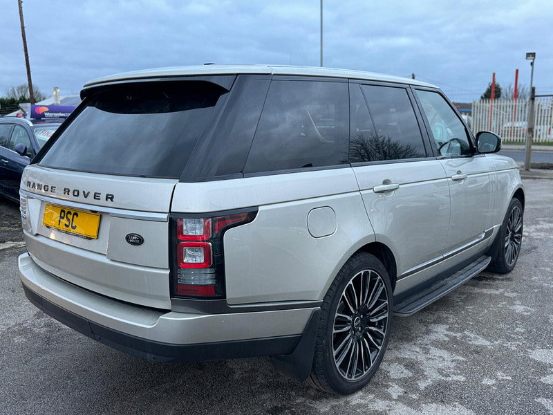 Land Rover Range Rover 4.4 SD V8 Vogue Auto 4WD Euro 5 5dr 5dr Automatic 2026