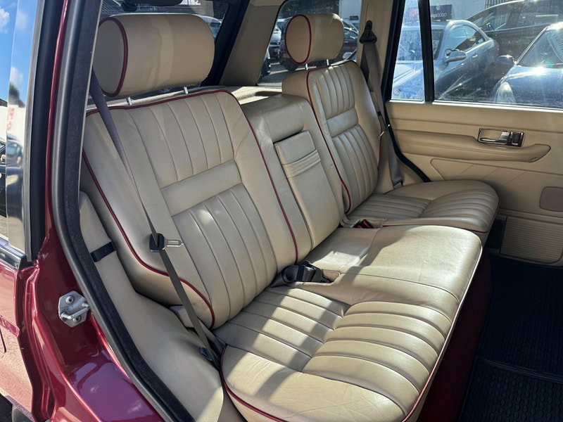 Land Rover Range Rover 2.5 TD Bordeaux 5dr 5dr Automatic 2026