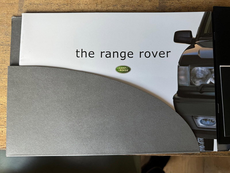 Land Rover Range Rover 2.5 TD Bordeaux 5dr 5dr Automatic 2026