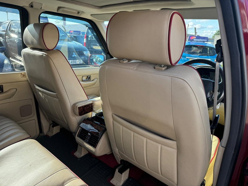 Land Rover Range Rover 2.5 TD Bordeaux 5dr 5dr Automatic 2026