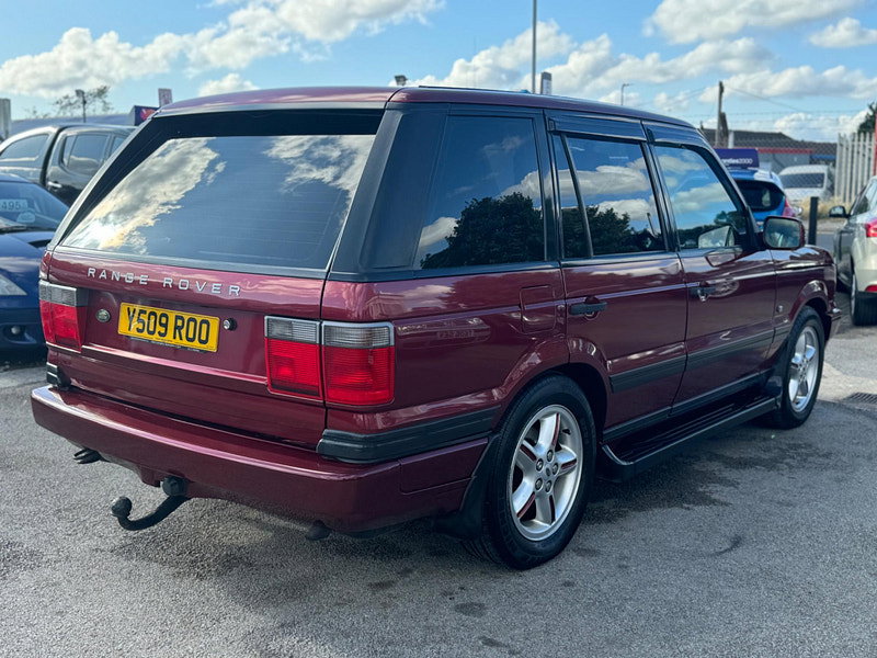 Land Rover Range Rover 2.5 TD Bordeaux 5dr 5dr Automatic 2026