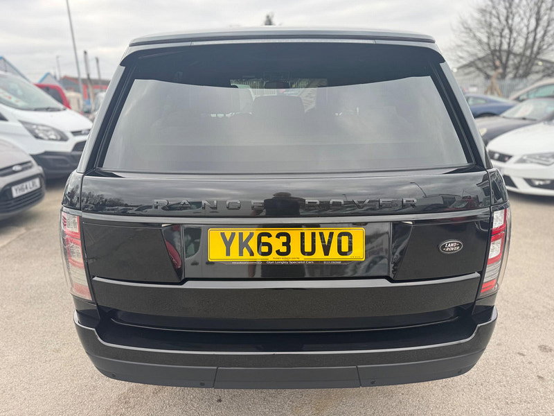 Land Rover Range Rover 3.0 TD V6 Vogue Auto 4WD Euro 5 (s/s) 5dr 5dr Automatic 2026