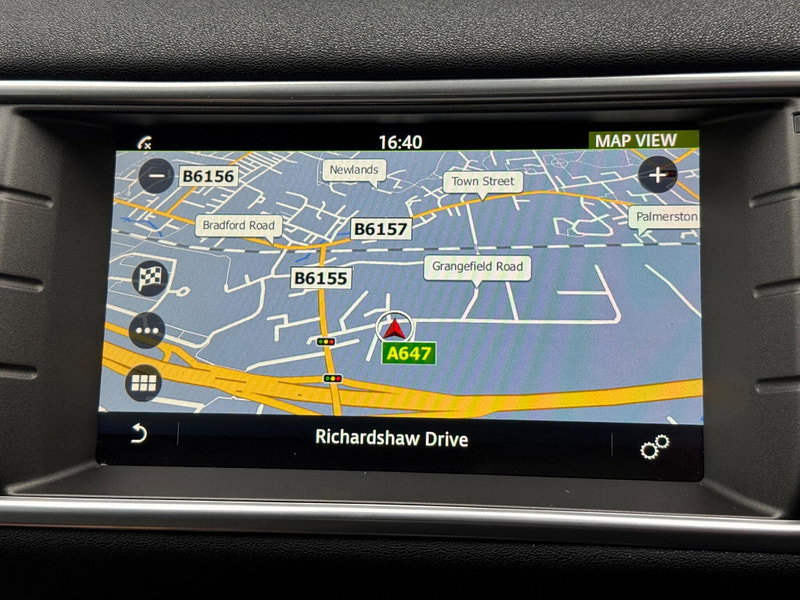 Land Rover Range Rover Evoque 2.0 TD4 SE Tech Auto 4WD Euro 6 (s/s) 5dr 5dr Automatic 2026