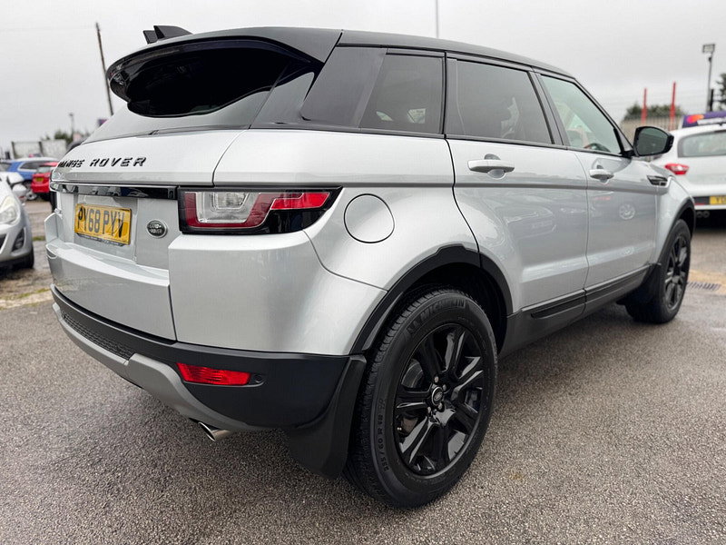 Land Rover Range Rover Evoque 2.0 TD4 SE Tech Auto 4WD Euro 6 (s/s) 5dr 5dr Automatic 2026