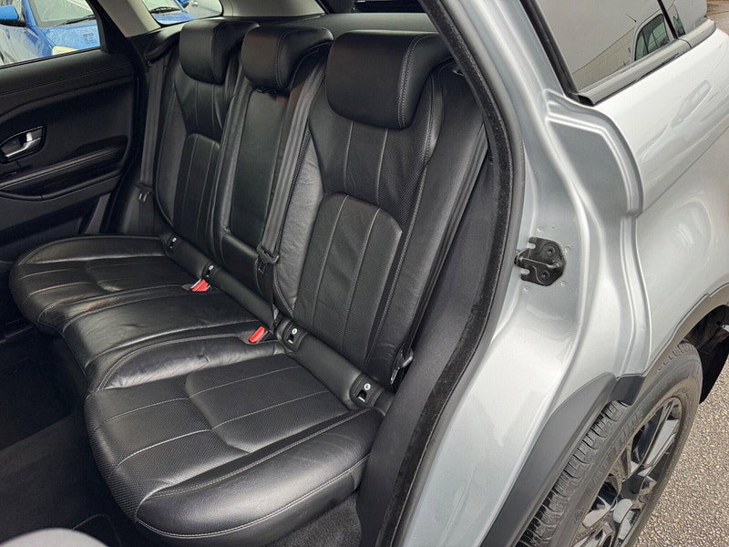Land Rover Range Rover Evoque 2.0 TD4 SE Tech Auto 4WD Euro 6 (s/s) 5dr 5dr Automatic 2026