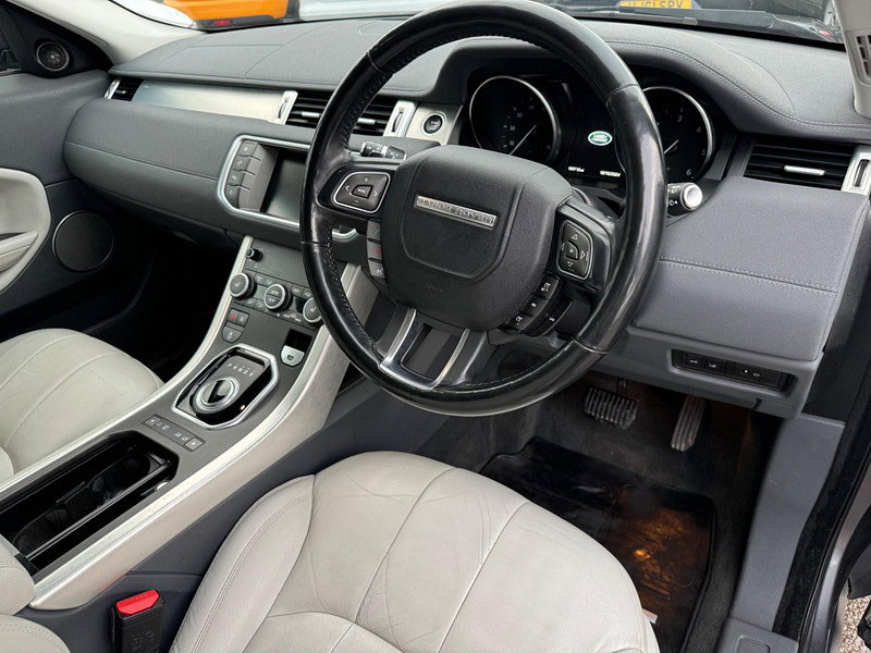 Land Rover Range Rover Evoque 2.0 TD4 SE Tech Auto 4WD Euro 6 (s/s) 5dr 5dr Automatic 2026