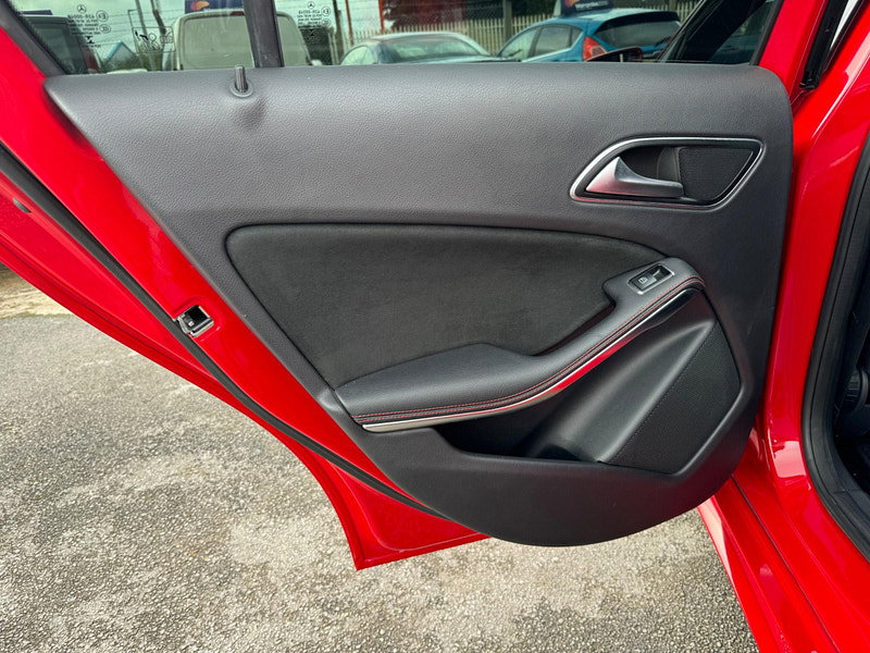 Mercedes-Benz A Class 1.6 A200 AMG Sport 7G-DCT Euro 6 (s/s) 5dr 5dr Automatic 2026