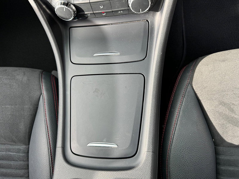 Mercedes-Benz A Class 1.6 A200 AMG Sport 7G-DCT Euro 6 (s/s) 5dr 5dr Automatic 2026