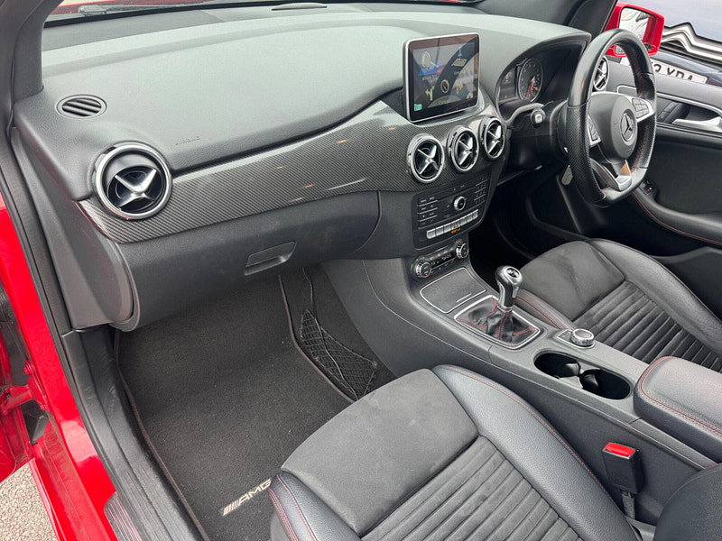 Mercedes-Benz B Class 1.6 B180 AMG Line (Premium) MPV 5dr Petrol Manual Euro 6 (s/s) (122 ps) 5dr Manual 2026