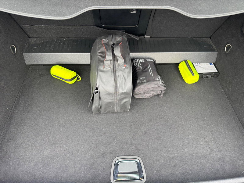Mercedes-Benz B Class 1.6 B180 AMG Line (Premium) MPV 5dr Petrol Manual Euro 6 (s/s) (122 ps) 5dr Manual 2026