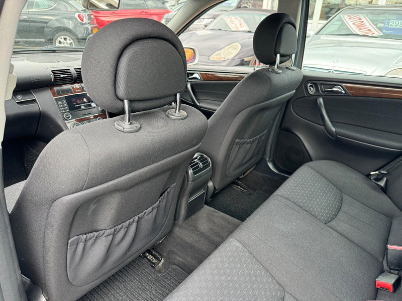 Mercedes-Benz C Class 2.1 C200 CDI Elegance SE 4dr 4dr Automatic 2026