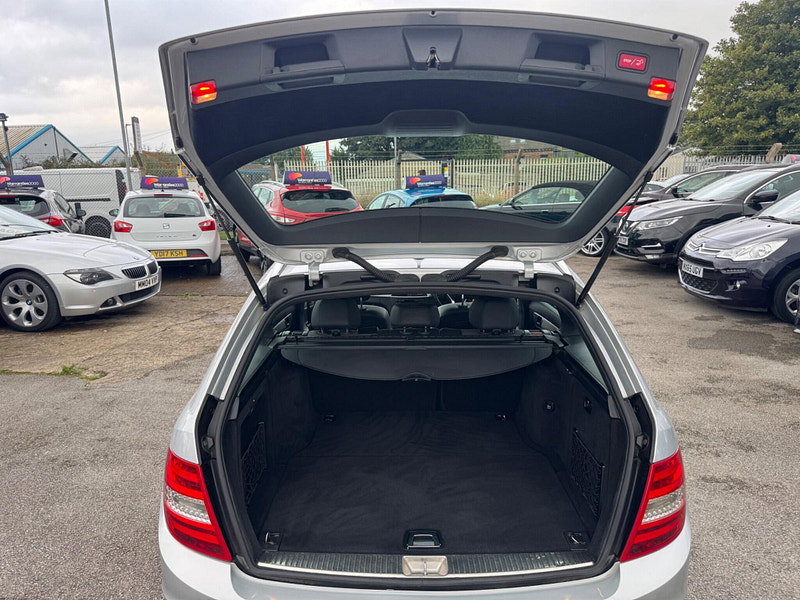 Mercedes-Benz C Class 2.1 C220 CDI BlueEfficiency AMG Sport Euro 5 (s/s) 5dr 5dr Manual 2026