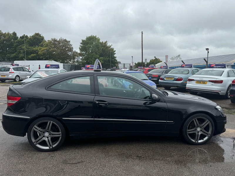 Mercedes-Benz CLC Class 2.1 CLC200 CDI Sport Coupe Euro 4 3dr 3dr Manual 2026