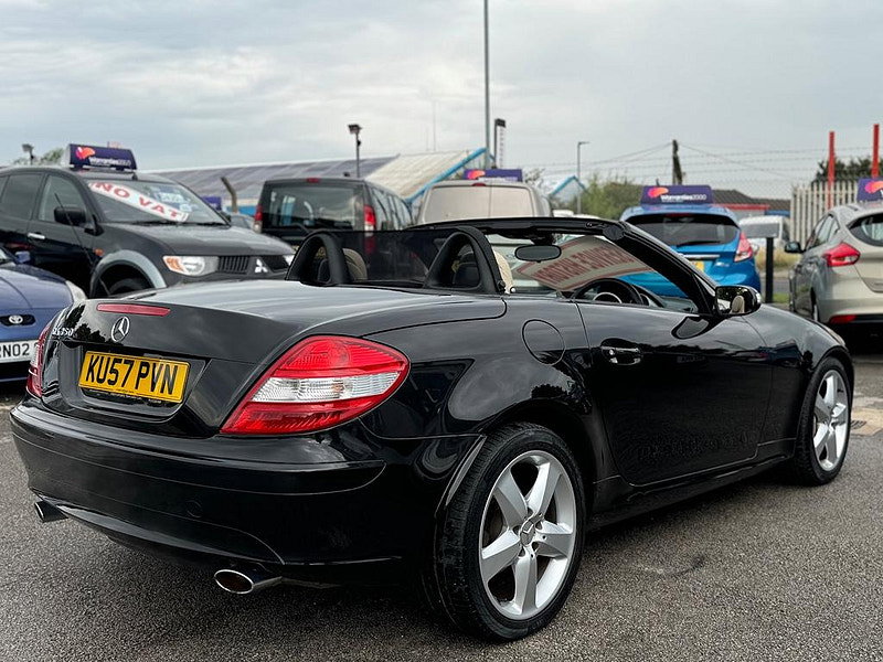 Mercedes-Benz SLK 3.5 SLK350 7G-Tronic 2dr 2dr Automatic 2026