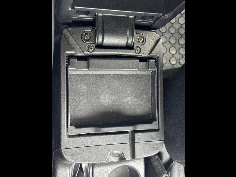 Mitsubishi L200 2.4 DI-D DC Barbarian 4WD Euro 6 4dr 4dr Manual 2026