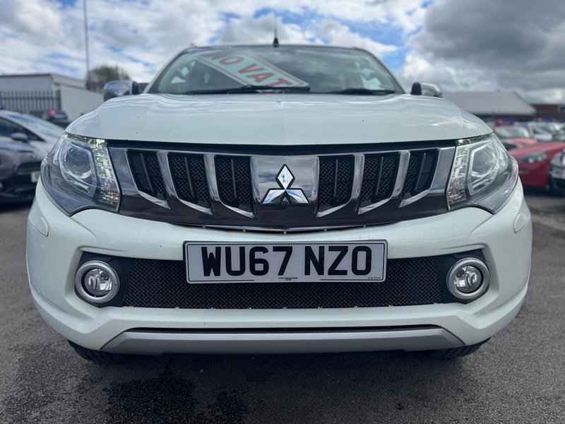 Mitsubishi L200 2.4 DI-D DC Barbarian 4WD Euro 6 4dr 4dr Manual 2026