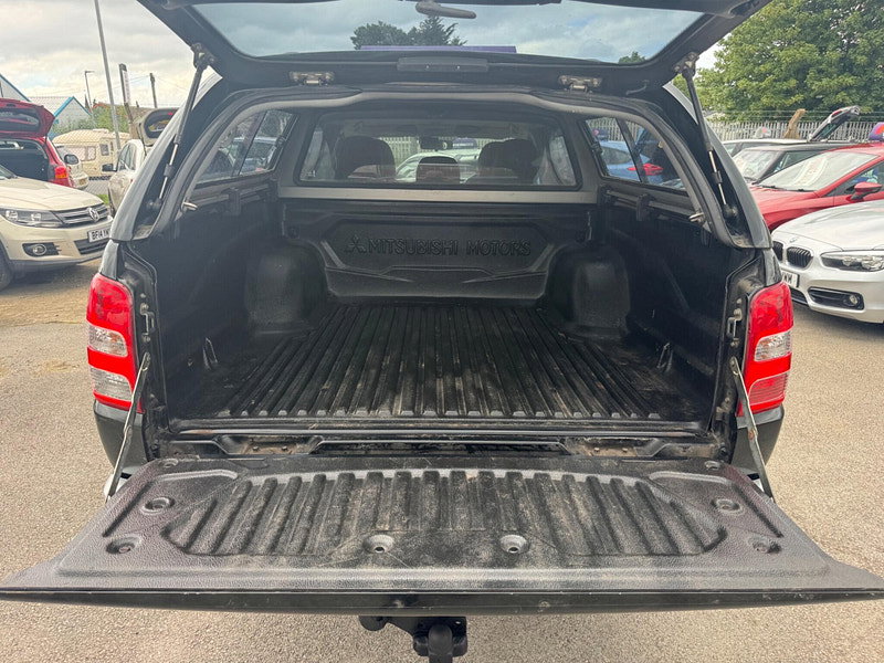 Mitsubishi L200 2.4 DI-D DC Warrior Auto 4WD Euro 5 4dr 4dr Automatic 2026