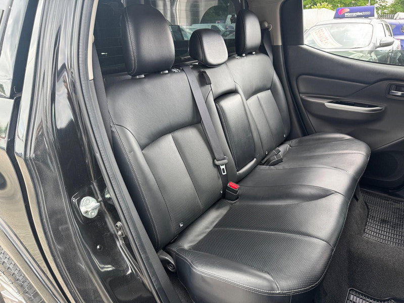 Mitsubishi L200 2.4 DI-D DC Warrior Auto 4WD Euro 5 4dr 4dr Automatic 2026