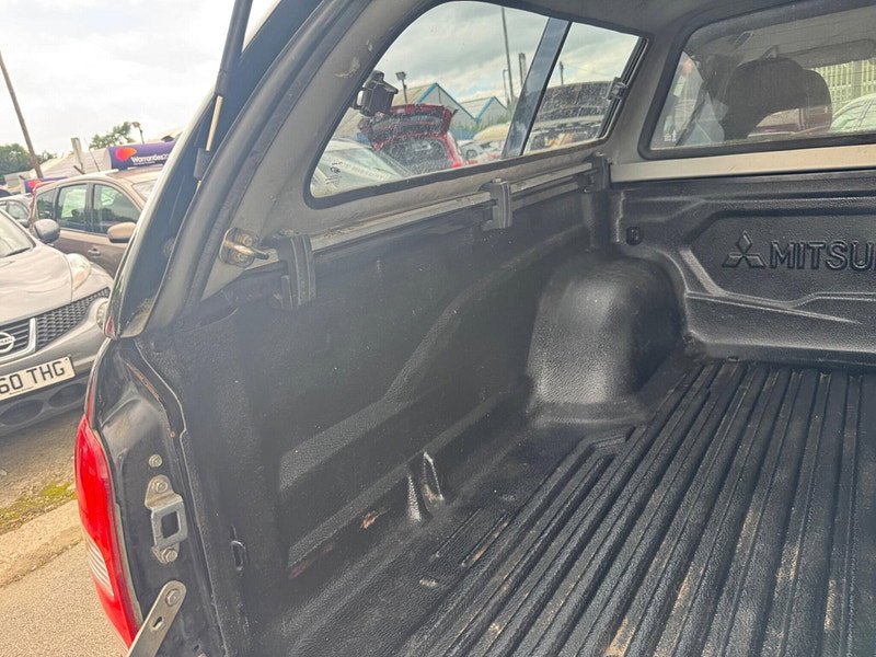 Mitsubishi L200 2.4 DI-D DC Warrior Auto 4WD Euro 5 4dr 4dr Automatic 2026