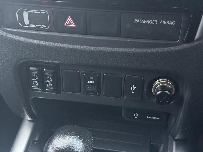 Mitsubishi L200 2.4 DI-D DC Warrior Auto 4WD Euro 6 4dr 4dr Automatic 2026