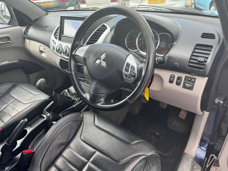 Mitsubishi L200 2.5 DI-D Barbarian 4WD Euro 4 4dr (LB) 4dr Manual 2026
