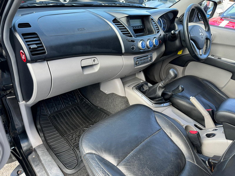 Mitsubishi L200 2.5 DI-D Warrior 4WD 4dr 4dr Manual 2026