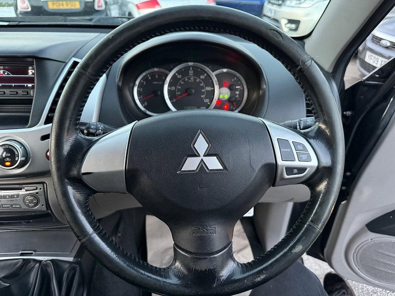 Mitsubishi L200 2.5 DI-D Warrior 4WD Euro 4 4dr (LB) 4dr Manual 2026