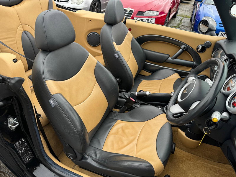 MINI Convertible 1.6 Cooper Euro 3 2dr 2dr Manual 2026
