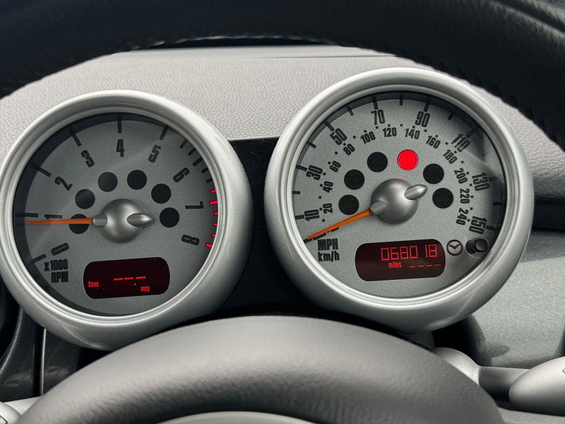 MINI Convertible 1.6 Cooper Euro 3 2dr 2dr Manual 2026