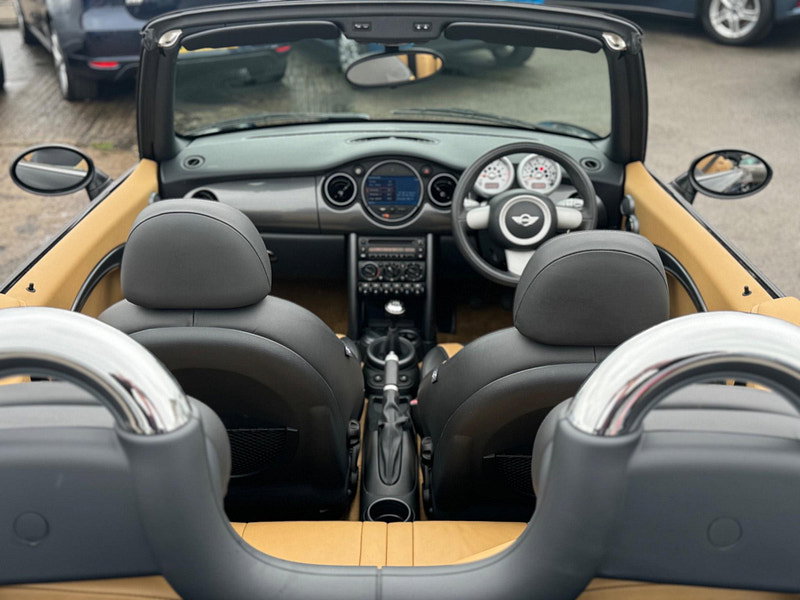 MINI Convertible 1.6 Cooper Euro 3 2dr 2dr Manual 2026