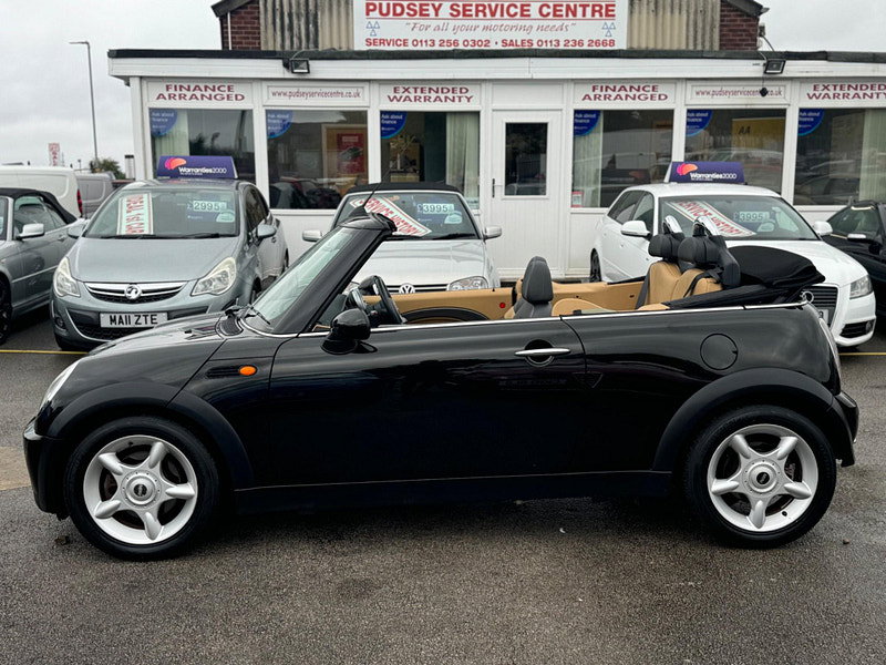 MINI Convertible 1.6 Cooper Euro 3 2dr 2dr Manual 2026