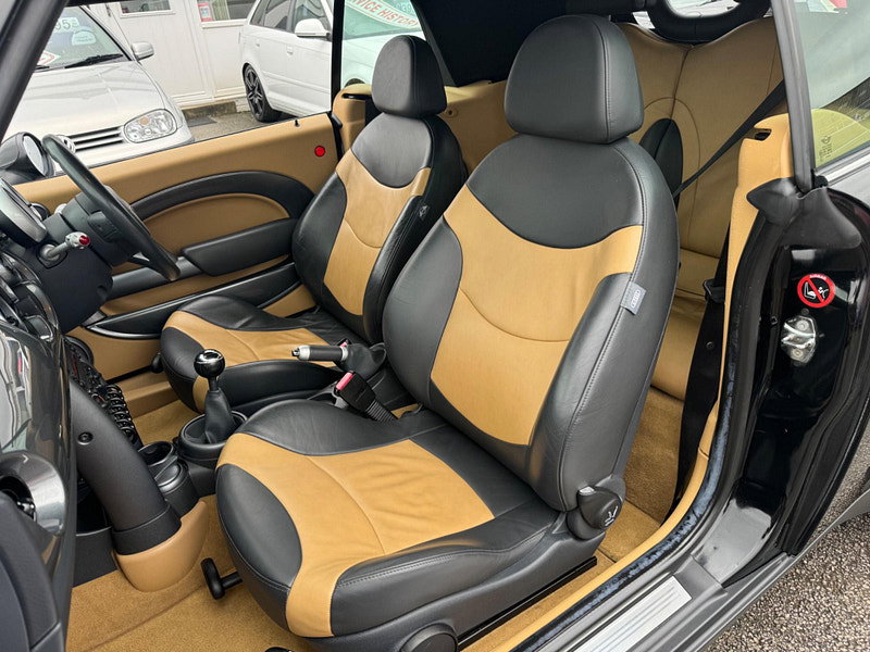 MINI Convertible 1.6 Cooper Euro 3 2dr 2dr Manual 2026