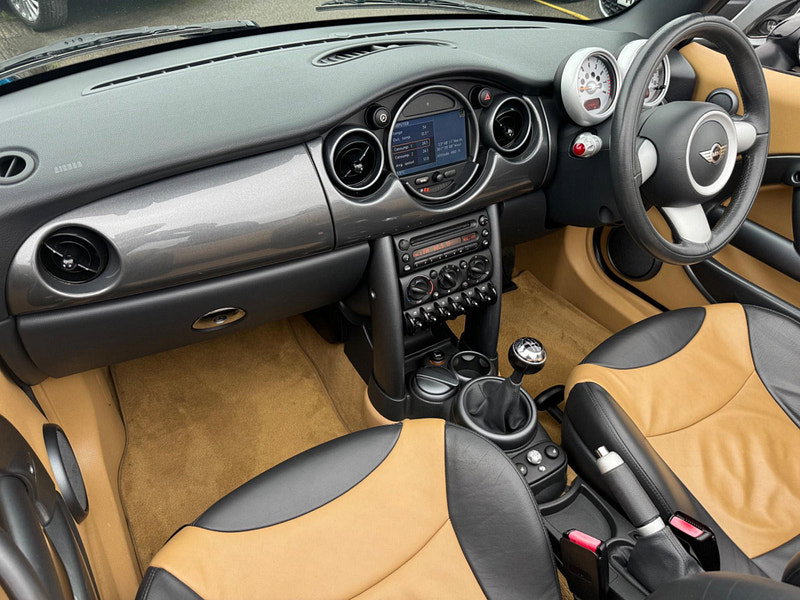 MINI Convertible 1.6 Cooper Euro 3 2dr 2dr Manual 2026