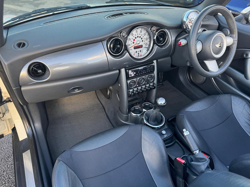 MINI Convertible 1.6 Cooper S Euro 4 2dr 2dr Manual 2026